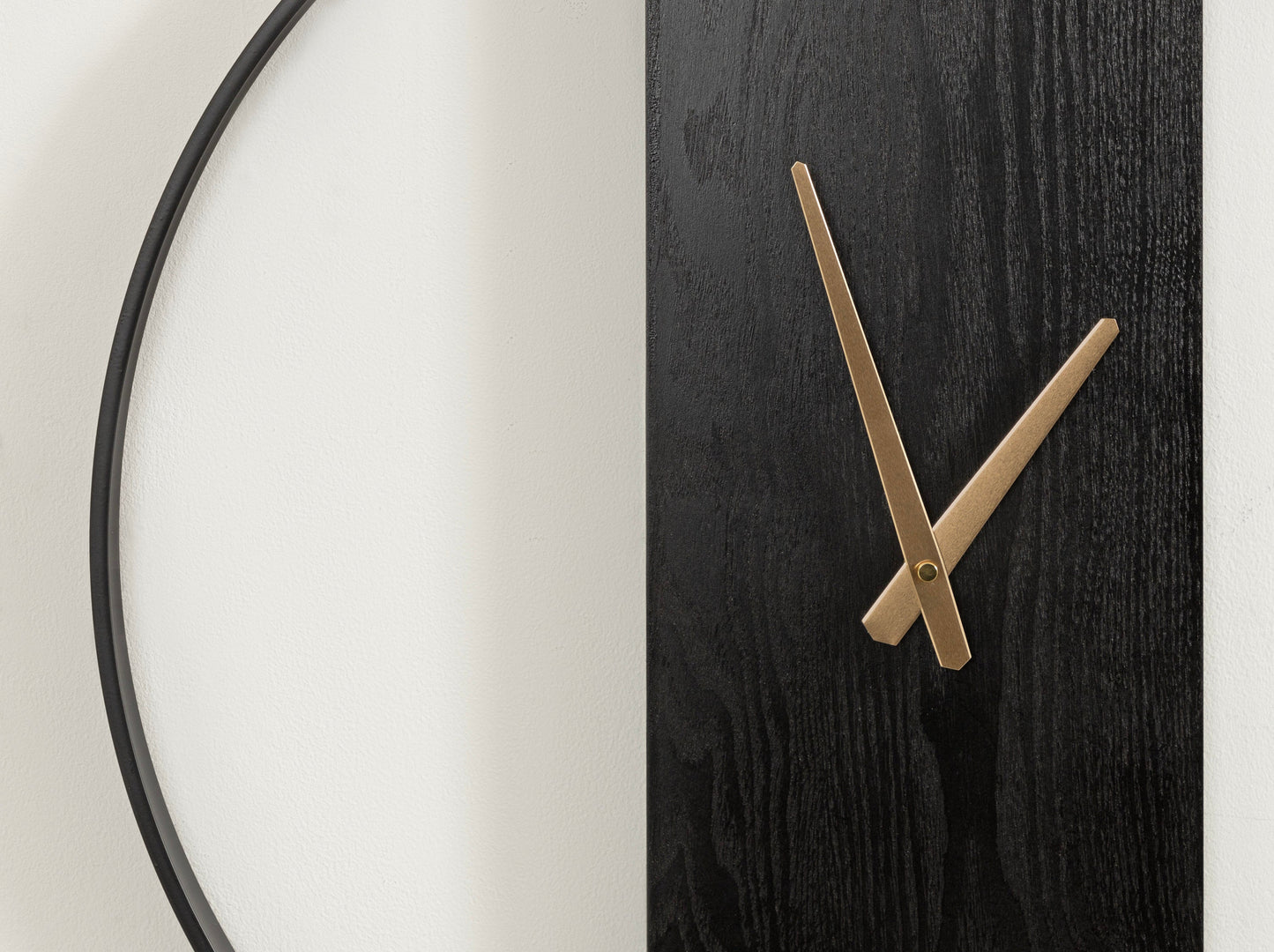 Ladd Round Numberless Wall Clock