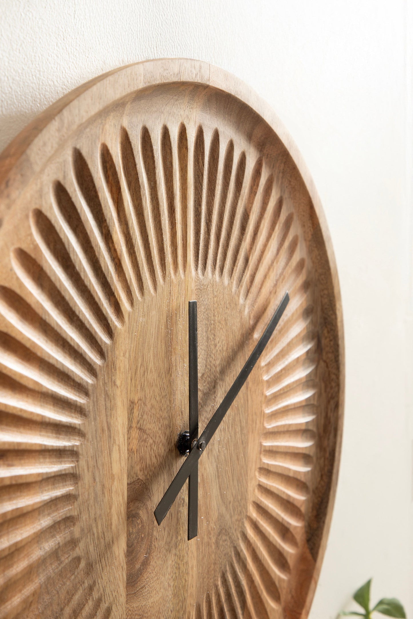 Grear Round Wall Clock
