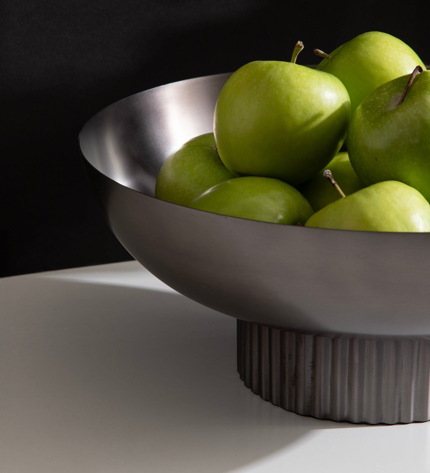 Rooks Ribbed Metal Bowl